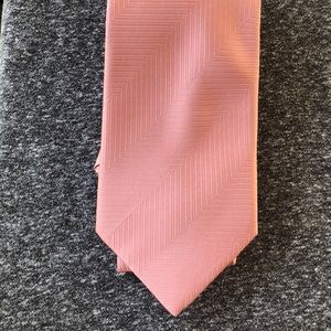 Razzoli 100% Silk Pink Tie